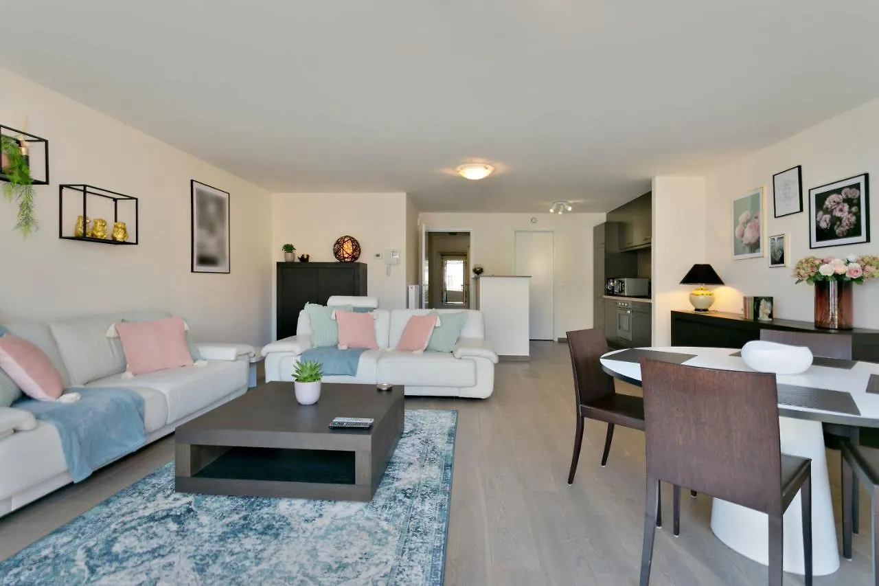 Apartment Lichtrijk Appartement Oostende